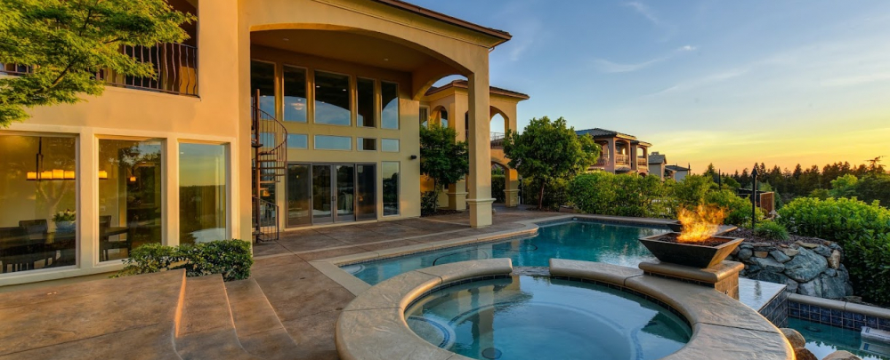 Dallas Tung | Las Vegas Sotheby's International Realty cover