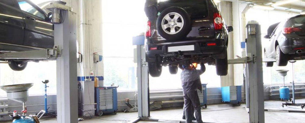 Manhattan Auto Service and Bodywork cover