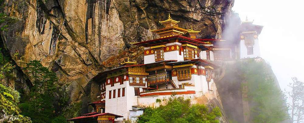 Makalu Travels cover