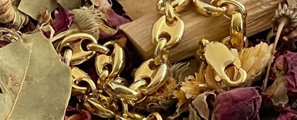 Justo's Jewelry cover