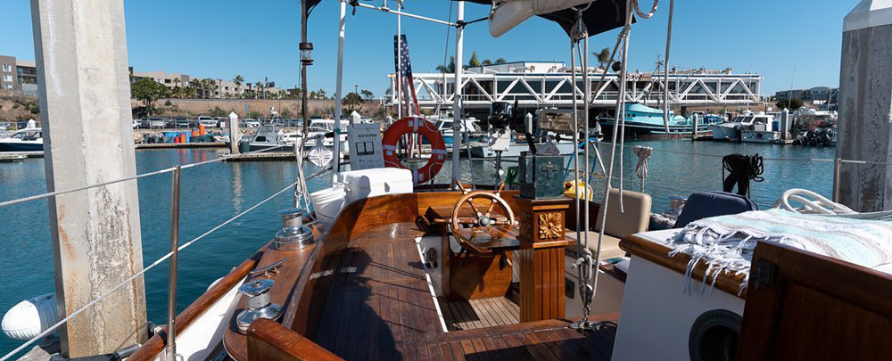Pura Vida Sailing Charters cover