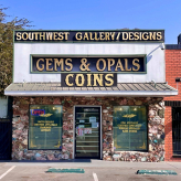 Burton's Gems and Opals logo